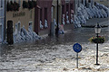 Hochwasser nach Dammbruch