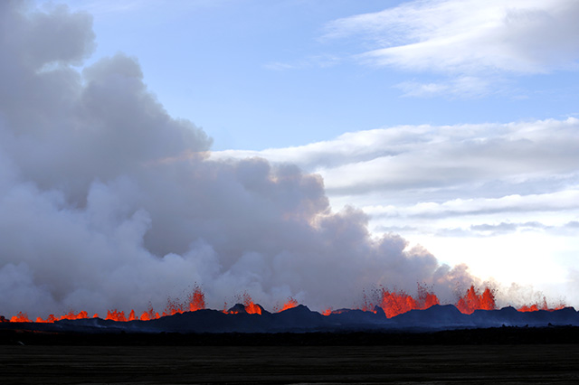 Bardarbunga spuckt Lava-Fontänen