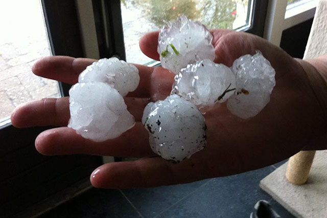 Gewitter bringen Riesenhagel