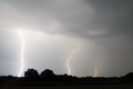 Blitze am Nachthimmel