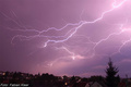 Blitze am Nachthimmel